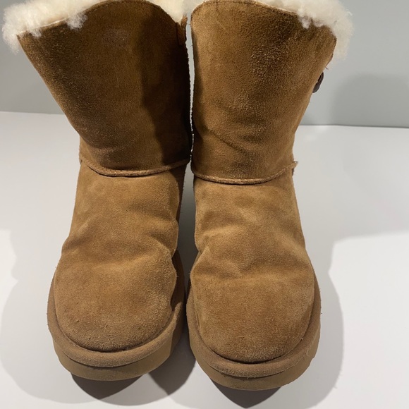 UGG
Constantine Genuine Shearling Lined Boot - Picture 7 of 10